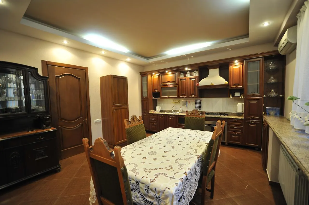 Apartment On Gia Chanturia Str 5 Tbilisi Georgia